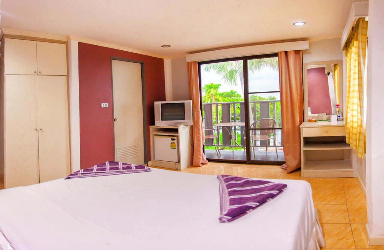 G.I Lodge Jomtien Beach Exterior photo