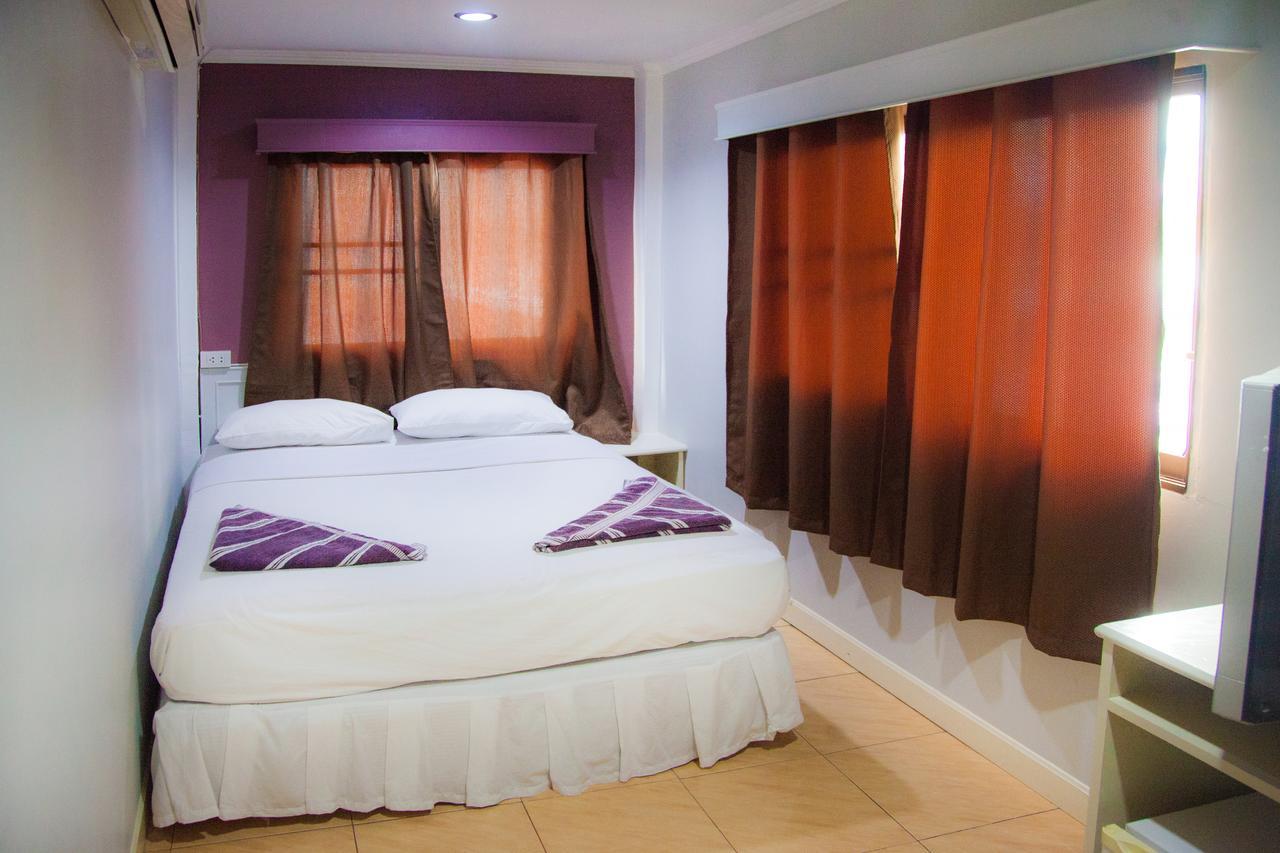 G.I Lodge Jomtien Beach Exterior photo